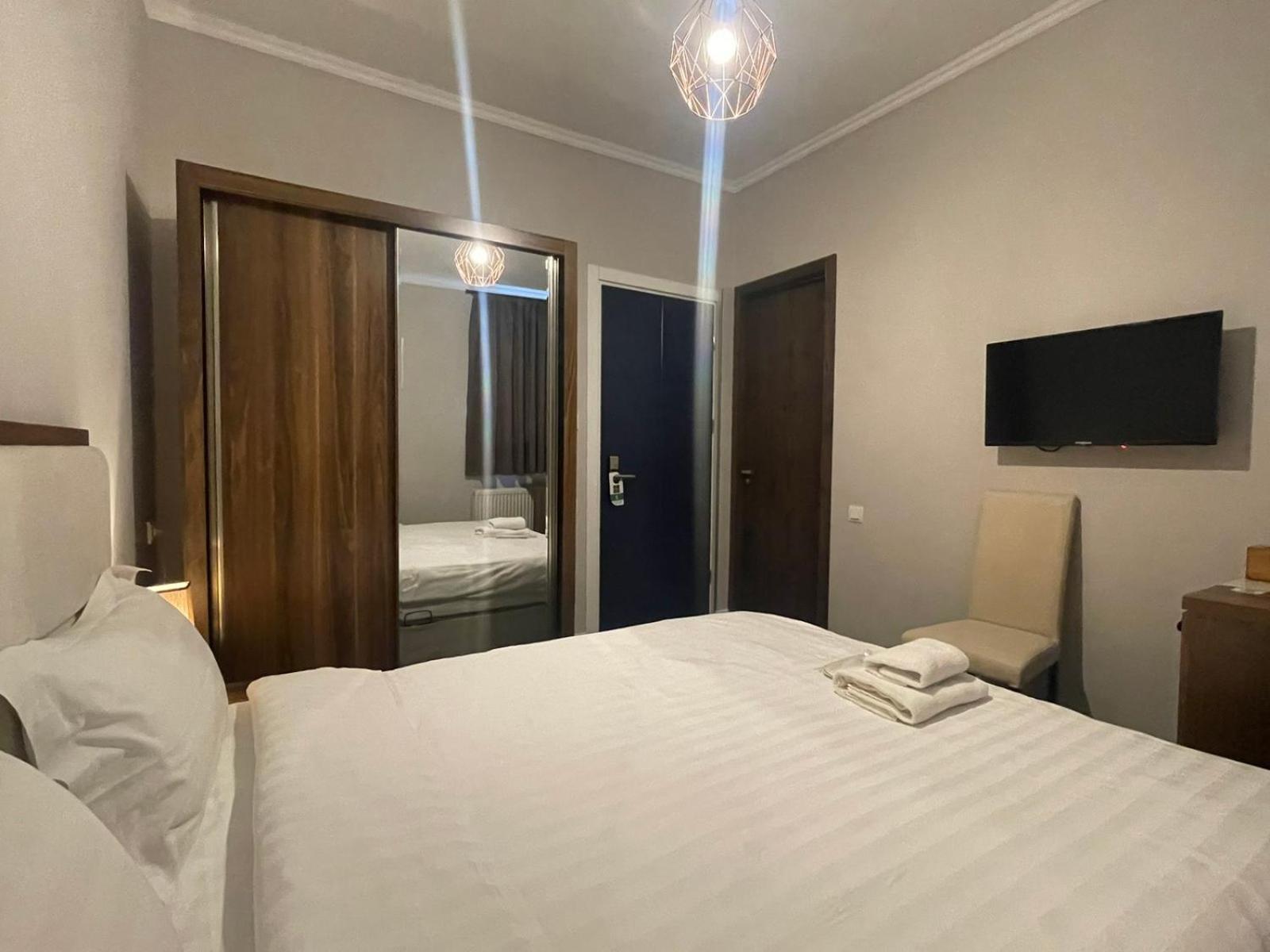 Apart Hotel West Tbilisi Exterior photo