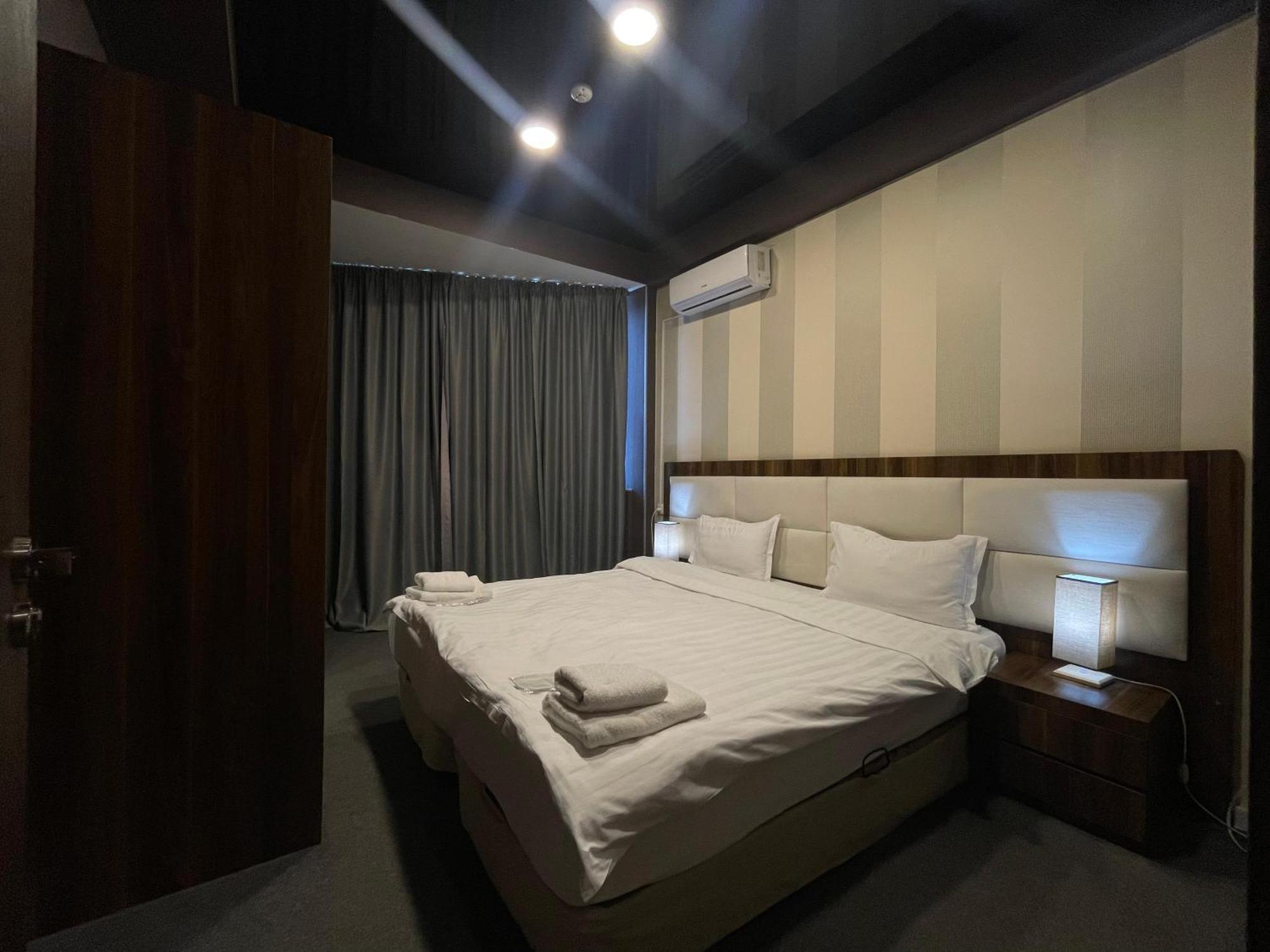 Apart Hotel West Tbilisi Exterior photo