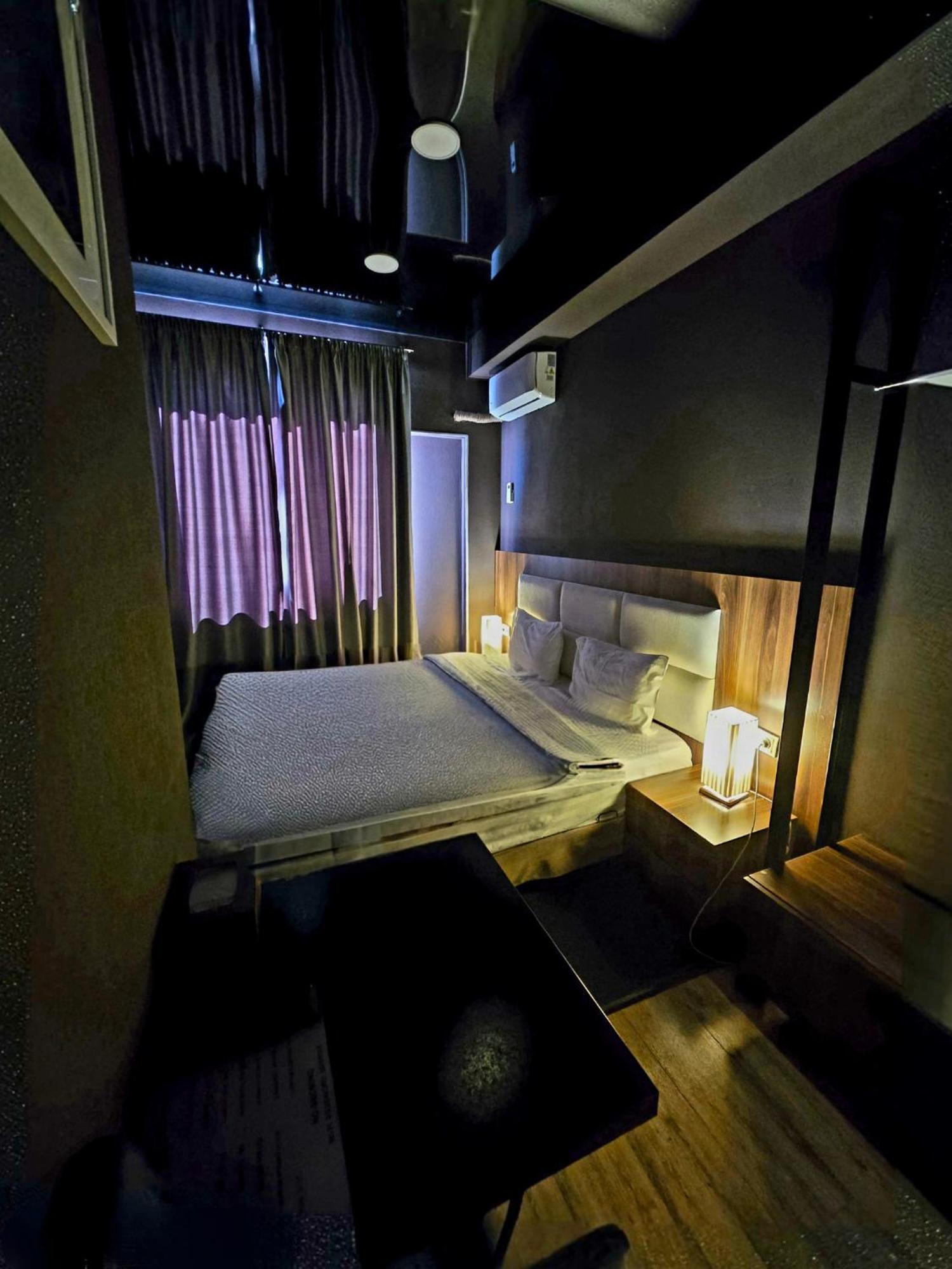 Apart Hotel West Tbilisi Exterior photo